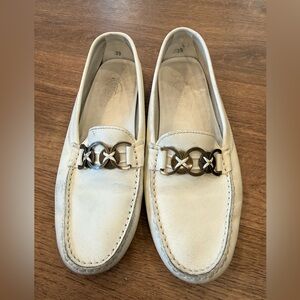 Women’s Tod’s White Leather Loafers with Gold Hardware